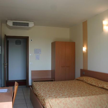 Hotel Moro Freoni San Pietro in Cariano Exterior photo