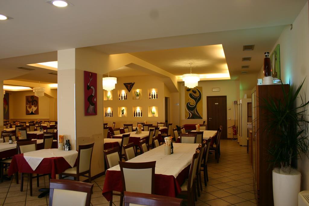 Hotel Moro Freoni San Pietro in Cariano Exterior photo
